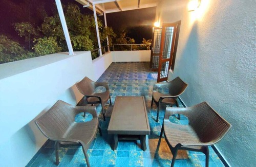 BTM Layout Apartamento | Cozy 1 studio private bedroom in a shared apartment with WiFi, AC