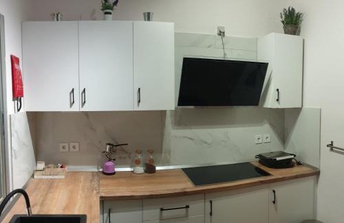 Livadhia Apartamento | Cozy 100qm 3 Bedroom Apartment