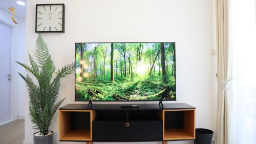 Masdar City Apartamento | Cozy 1BR Oasis in Masdar City - Pool Access & Easy Airport Reach