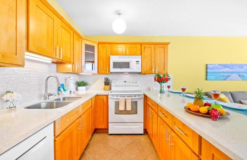 Waikiki Apartamento | Cozy 1BR Ocean View Condo, Near Beach with Parking