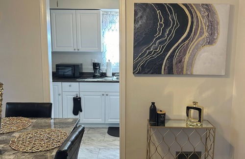 Westwood Apartamento | Cozy 2-bedroom apartment 6 miles from Downtown, Cincinnati