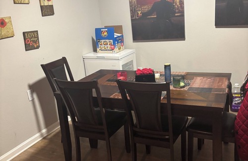 Kennesaw Apartamento | Cozy 2-bedroom apartment with AC and WiFi in nice Kennesaw