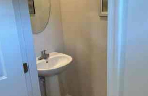 Greer Condominio | Cozy 2 bedroom condo in welcoming Greer with WiFi and AC
