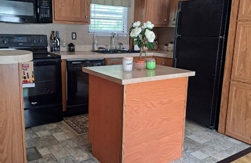 Camden Casa | Cozy 2-bedroom country home in fantastic Camden AC, WiFi Great quiet location.