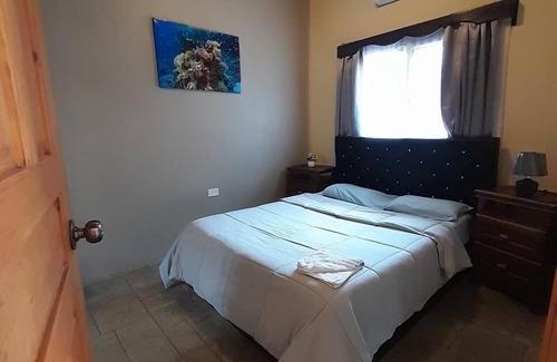 Tela Hotel | Cozy 2-bedroom hotel with AC and WiFi in fantastic Tela