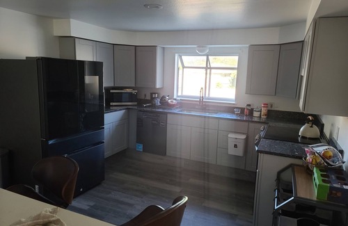 Aurora Casa | Cozy 2-bedroom house with WiFi, AC in pleasant Aurora