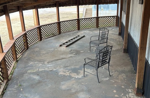 Freedom Casa | Cozy 2-bedroom Mobile Home in Freedom, OK