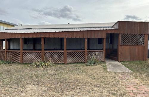 Freedom Casa | Cozy 2-bedroom Mobile Home in Freedom, OK