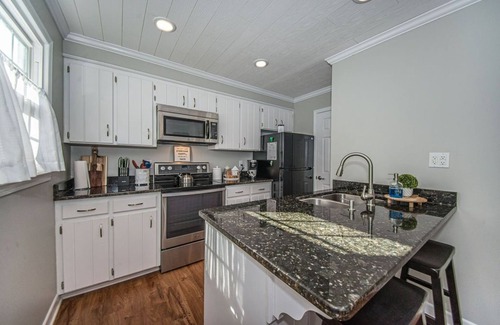 Valley Falls Casa | Cozy 2 bedroom Townhome in Spartanburg, SC