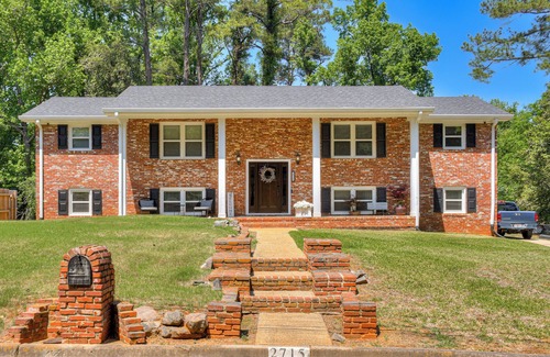 National Hills Casa | Cozy 2 BR 1BA with Kitchenettes and Private entrance