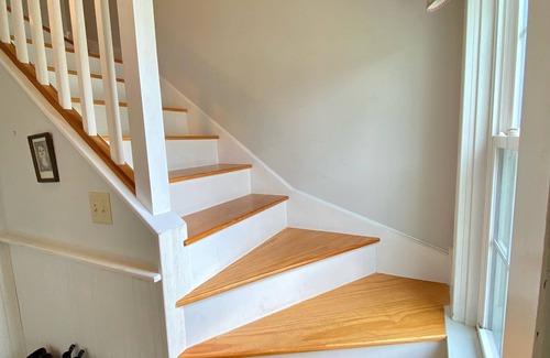 Walpole Apartamento | Cozy 2 BR Apartment in Quaint New England Town