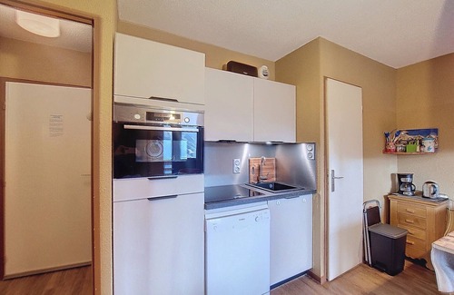 La Rosiere Apartamento | Apartamento cerca de las pistas con balcón, para 5 personas, La Rosière