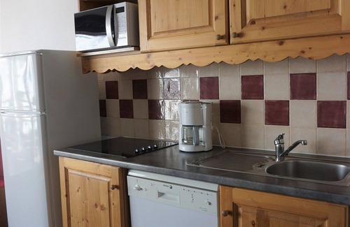 Orcieres-Merlette Apartamento | Cozy 2-Room Cabin Apartment for 6 with Balcony in Prime Orcières Location