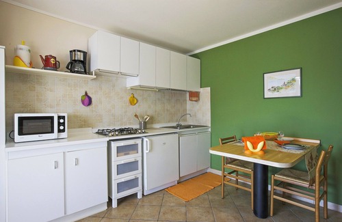 Gonte Apartamento | Acogedor apartamento 2½-habitación con terraza y fantásticas vistas del lago