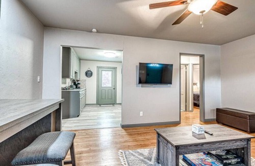 Midwest City Casa | Cozy 2B/1B Retreat: Heart Of MWC
