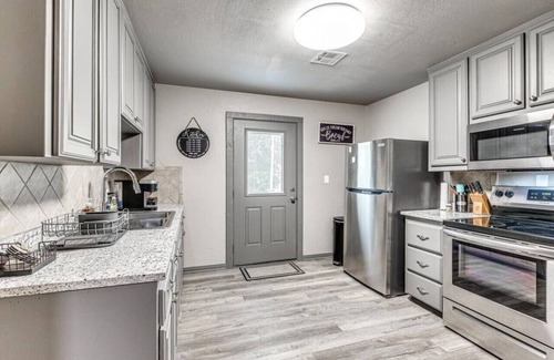 Midwest City Casa | Cozy 2B/1B Retreat: Heart Of MWC