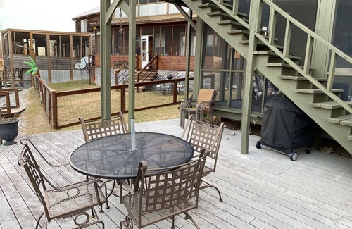 Horseshoe Lake Casa | Cozy 2BR/2BA Horseshoe Lake Cabin