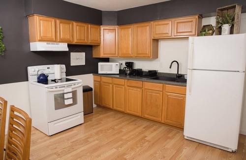 Fort Thomas Apartamento | Cozy 2BR Apartment, 5-10 Min to Cincinnati!
