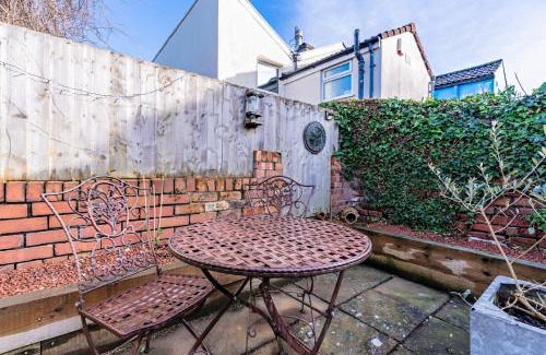 Westbury on Trym Apartamento | Cozy 2BR apartment w/sauna & patio garden