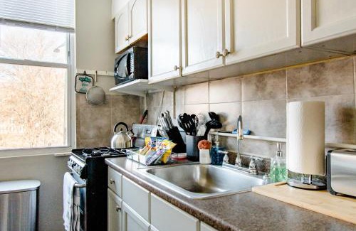 Bloomingdale Apartamento | Cozy 2BR Family Stay at Washington DC with Free Parking