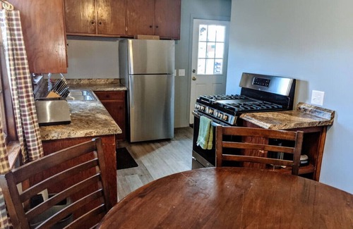 Davenport Casa | Cozy 2BR Home in Quiet Neighborhood with PS4
