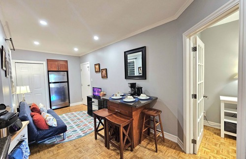 Earlscourt Apartamento | Cozy 2nd floor Apartment in awesome Toronto