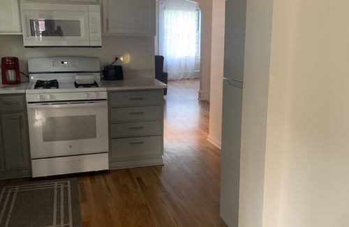 Oak Park Apartamento | Cozy 3 Bdrm. Apt. sleeps 5 guests in the historic neighborhood of Oak Park IL