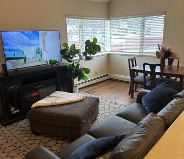 College Apartamento | Cozy 3-Bed Retreat in Fairbanks