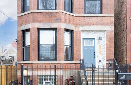 Woodlawn Apartamento | Cozy 3-bedroom condo near University of Chicago