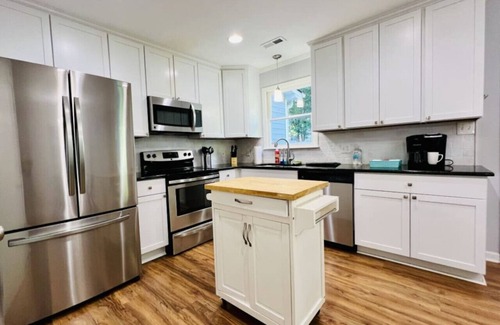 East Raleigh Casa | Cozy 3-Bedroom Getaway