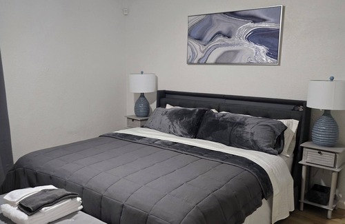 Cedar Hill Casa | Cozy 3-bedroom house very close to major freeways going to Dallas or Fort Worth.