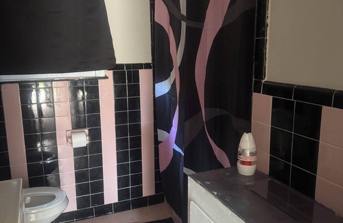 Clinton Casa | Cozy 3-bedroom house with AC in charming Clinton