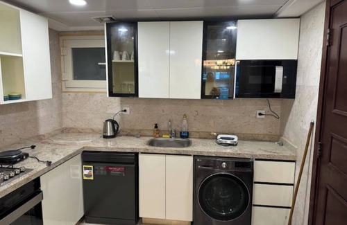 Al-Basatin Apartamento | Cozy 3bedr hotel apartment nile view maadi