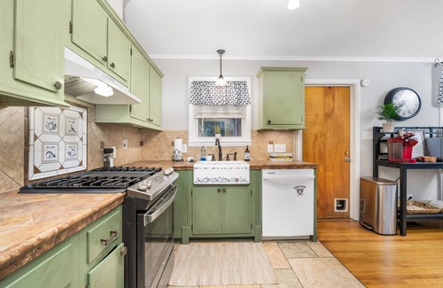 Starkville Casa | Cozy 3BR Cottage Near MSU – Perfect for Game Days!