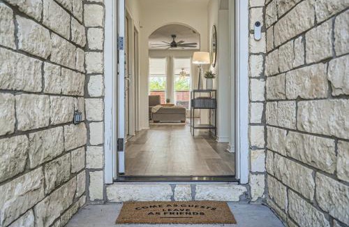 Pflugerville Casa | Cozy 3BR Family Retreat Pet-Friendly Haven