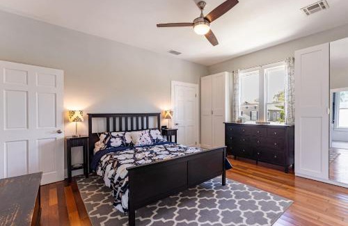 Sanford Casa | Cozy 3BR Retreat - Near Bars Zoo & Lake Trails