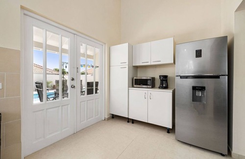 Sabana Liber Villapark Villa | Cozy 3BR2BA, Great Location w/Private Pool & Patio