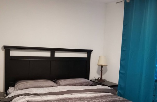 Omemee Cabaña | Cozy 4 bed room waterfront Pigeon Lake Cottage