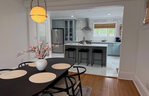 Utica Casa | Cozy 4-bedroom house in South-Utica!