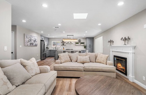 Rowland Heights Casa | Cozy 4-bedroom house in peaceful Rowland Heights with WiFi, AC, BBQ, and Pool