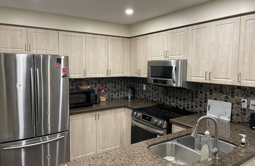 Churchill Meadows Casa | Cozy 4BR House in Mississauga