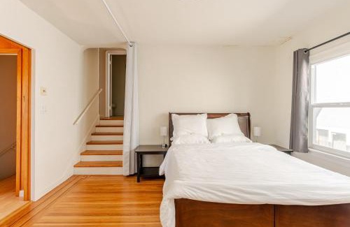 Albany Casa | Cozy 5-Bedroom House, Perfect for Family and Work Groups