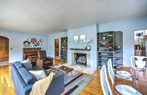 Chesterton Casa | Cozy Abode ~ 3 Mi to Indiana Dunes Nat'l Park