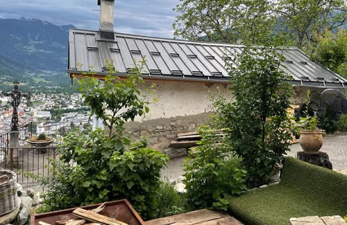 Bourg-Saint-Maurice Casa | Cozy Alpine Retreat in the mountain with Hot tub
