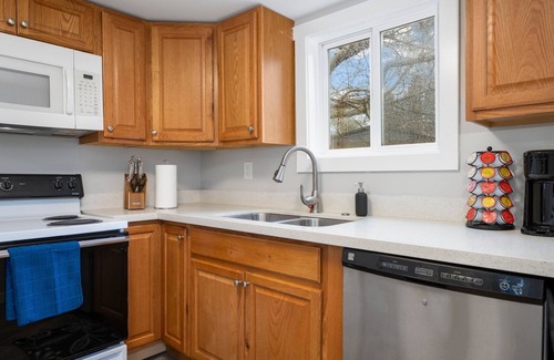 South Tacoma Casa | Cozy and 3 mins to Tacoma dome.