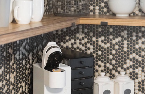 Hendersonville Casa | Cozy and Chic 2B Cottage Mins From Downtown