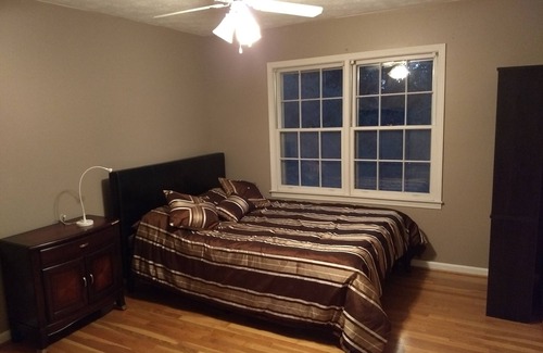 Tucker Casa | Acogedor y confortable hogar lejos del hogar