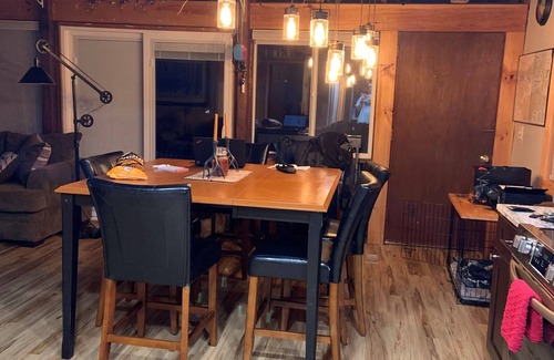 Union Casa | Cozy and Comfortable "A" Frame Chalet minutes from Downtown Wolfeboro