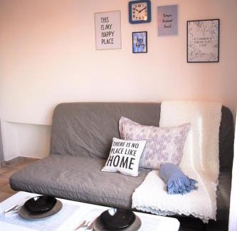Komotini Apartamento | Cozy and Modern