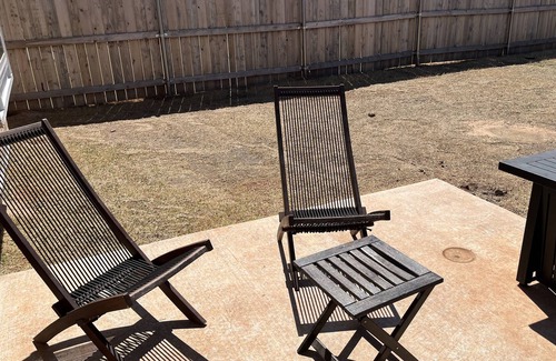 Edmond Casa | COZY AND PEACEFUL HOME